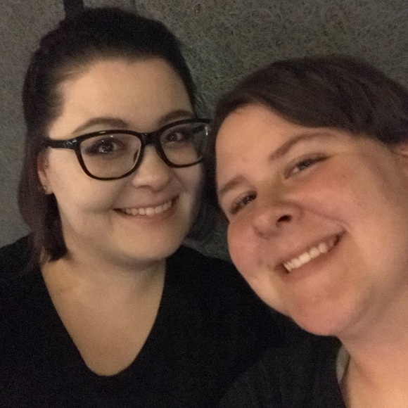 Meet your Posher, Ashlyn - Picture 3 of 4